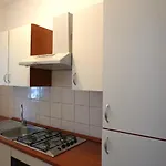 Oasi Con Piscina E Giardino -