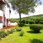 Дом отдыха Oasi Con Piscina E Giardino - Байя Сардиния