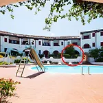 Oasi Con Piscina E Giardino -