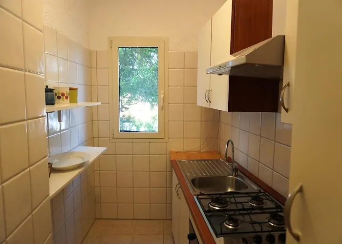 Oasi Per Famiglie Con Piscina E Giardino -